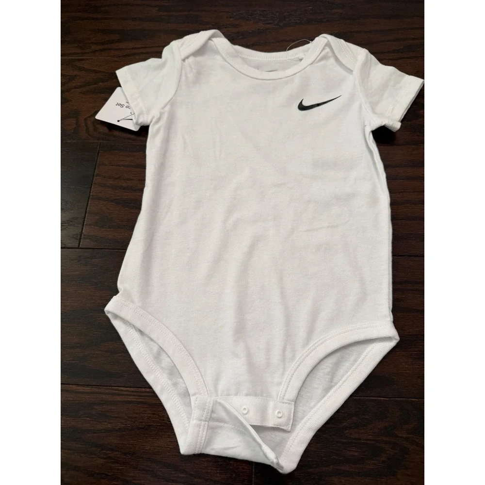 Nike 3-Piece Set Baby 18M Hoodie Joggers Bodysuit Grey White 66L940-042